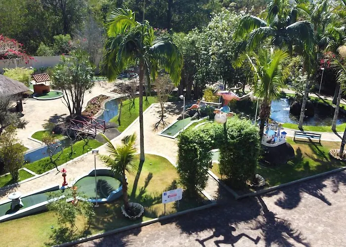 Hotel Mil Flores